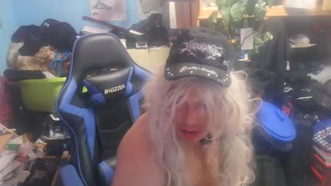 LunaXXX online show from May 2026 09:52:02 PM
