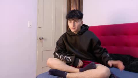 lunaydream online show from May 2026 11:18:01 AM