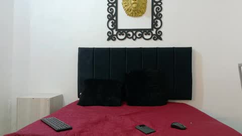 lunaydream online show from May 2026 11:39:02 AM