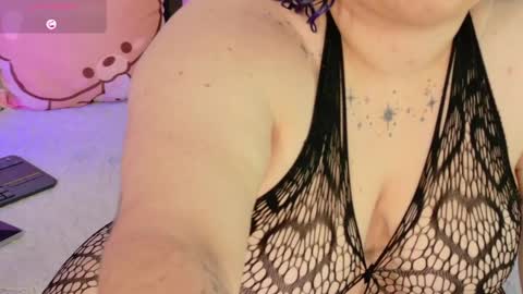 L U N I T A  online show from April 2026 02:18:01 AM