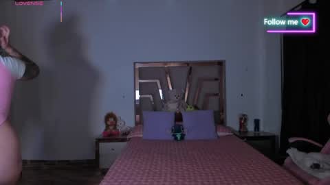 LUNA ROSE online show from April 2026 03:01:01 AM