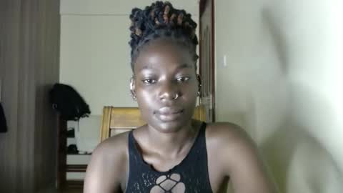 luo_queen online show from May 2026 08:21:01 AM