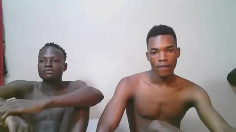 luoislove online show from April 2026 08:31:01 PM