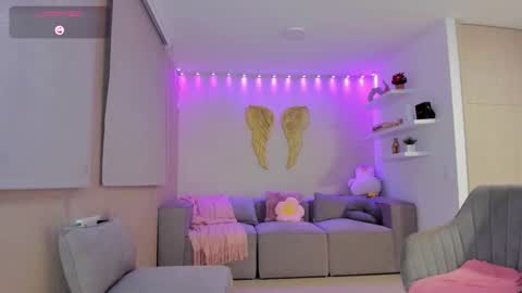 Lupe - Independent online show from October 2025 01:50:02 AM