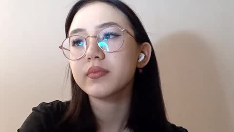 Roxie online show from March 2026 04:14:02 PM