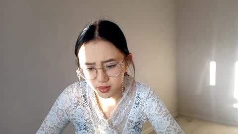 Roxie online show from April 2026 02:11:02 PM