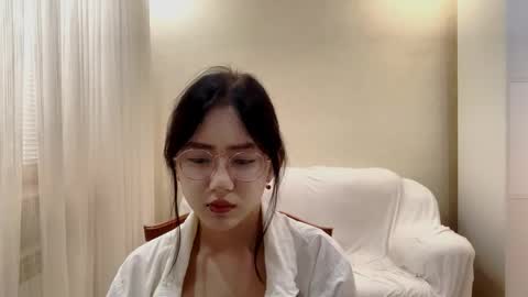 Snapshot of lupefaulker chatting on May 2026 01:08:02 PM Roxie online show from May 2026 01:08:02 PM