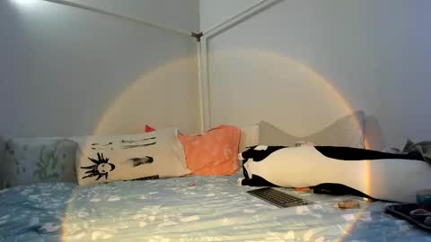 LOLA online show from September 2025 01:18:01 AM