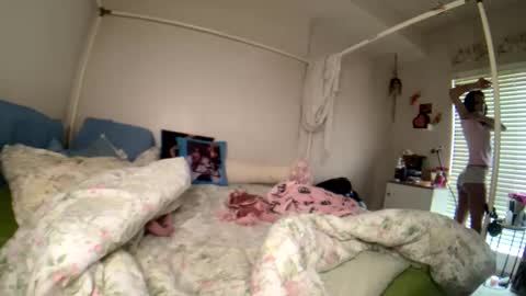 LOLA online show from May 2026 04:47:01 PM