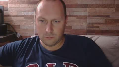Snapshot of lustonfan chatting on April 2026 02:37:02 AM lustonfan online show from April 2026 02:37:02 AM