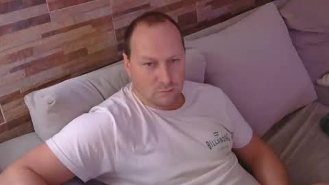 Snapshot of lustonfan chatting on May 2026 01:52:01 PM lustonfan online show from May 2026 01:52:01 PM