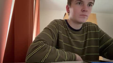 Nik online show from October 2025 11:03:01 AM