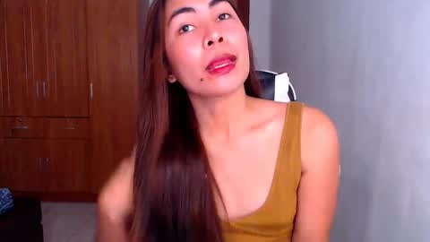 Snapshot of lustykendraxx chatting on April 2026 08:42:01 PM Kendra online show from April 2026 08:42:01 PM