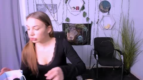 lusy_puff online show from December 2024 09:35:01 AM