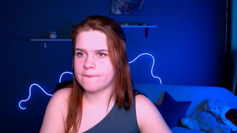 lusy_puff online show from February 2025 09:53:01 AM