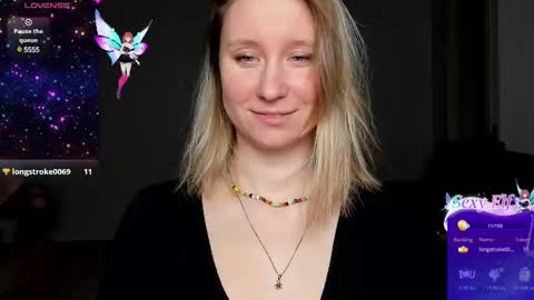 Snapshot of lusyagreenberg chatting on February 2025 08:00:02 PM LusyaGreenberg online show from February 2025 08:00:02 PM