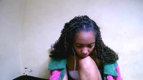 Snapshot of lutchia chatting on September 2025 09:57:01 AM lutchia online show from September 2025 09:57:01 AM