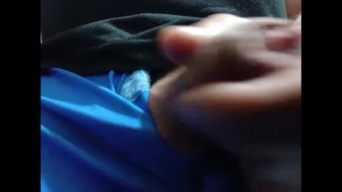 Snapshot of lutorres chatting on January 2025 05:01:01 AM lutorres online show from January 2025 05:01:01 AM