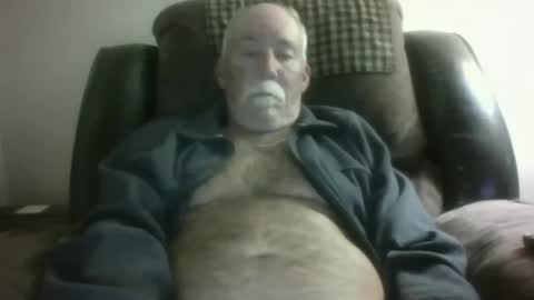 luv269er online show from December 2025 07:37:01 AM