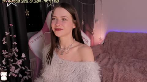 Snapshot of luvjuly chatting on December 2024 08:53:02 PM Julia LuvJuly online show from December 2024 08:53:02 PM