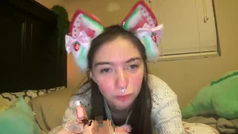 luvrxstarx online show from December 2025 04:40:01 AM