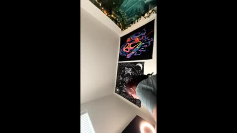 Snapshot of luvvvmia chatting on October 2025 04:57:01 PM luvvvmia online show from October 2025 04:57:01 PM