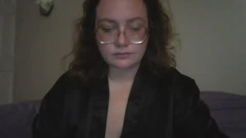 Snapshot of lux_anne chatting on October 2025 03:15:01 AM Lux anne online show from October 2025 03:15:01 AM