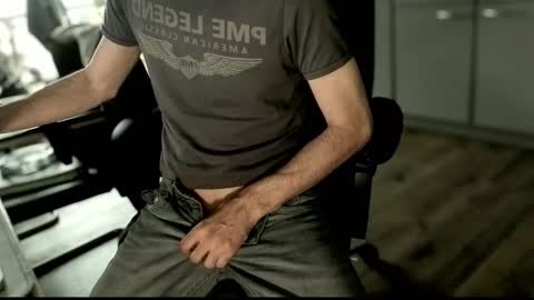 Im a   -  CAMGUY YOU  LIKE to FUCK online show from September 2025 12:05:01 PM