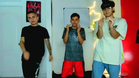 Snapshot of luxhousexx chatting on April 2026 03:12:01 AM Jackson and Matt online show from April 2026 03:12:01 AM