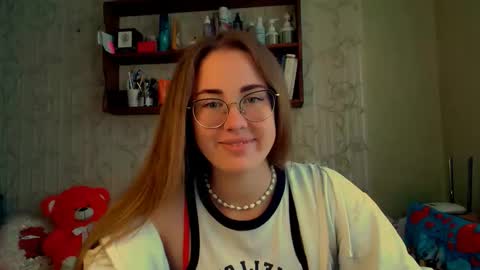 Katie online show from October 2025 09:48:02 AM