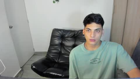 Snapshot of luxrx chatting on May 2026 05:07:02 PM luxrx online show from May 2026 05:07:02 PM