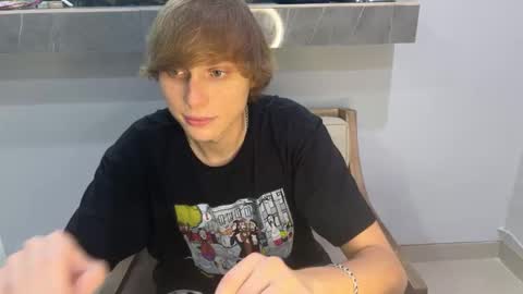 luxury_bob online show from March 2026 05:29:01 PM