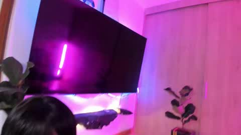 Snapshot of luxyshy chatting on October 2025 03:05:02 PM Lucy and Kristhy online show from October 2025 03:05:02 PM