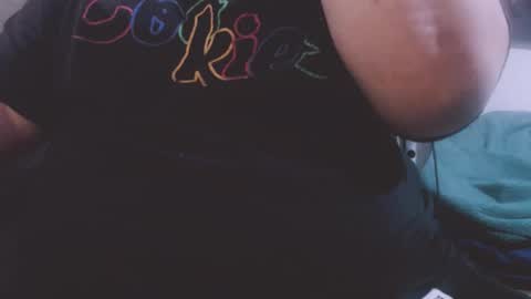 Snapshot of lvcifer_ chatting on October 2025 08:32:01 PM ayoo online show from October 2025 08:32:01 PM