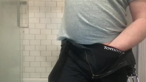 lvguynextdoor440656 online show from March 2026 10:47:01 PM