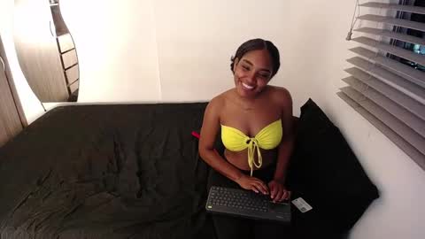 Snapshot of lvyyfox chatting on December 2025 02:31:02 AM IVY online show from December 2025 02:31:02 AM