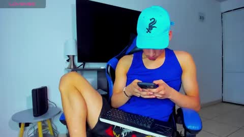 Lyam online show from April 2026 07:49:01 AM