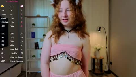 Snapshot of lydaerne chatting on May 2026 01:56:01 AM Call me Liddy Im so new here show me how to get fun here please online show from May 2026 01:56:01 AM