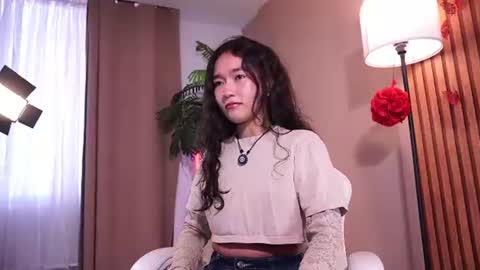 Snapshot of lyhana_lee chatting on June 2026 02:12:02 PM Lyhana Lee online show from June 2026 02:12:02 PM