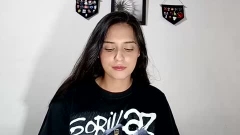 lyla online show from February 2025 03:56:02 AM