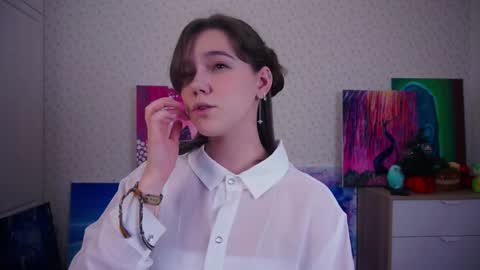 hi im Lyle online show from January 2025 03:31:01 AM