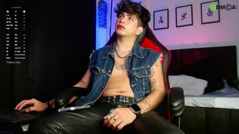 Lyle Bennett Freelance Model online show from March 2026 12:54:01 PM