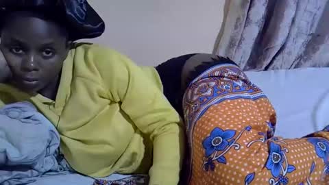 lyn_anna online show from September 2025 08:14:01 PM