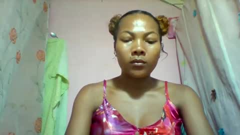 lyndah19 online show from February 2026 07:43:01 PM