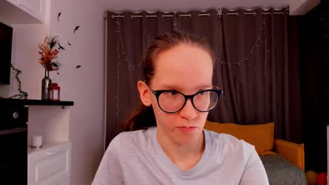 Sara online show from January 2025 10:43:01 PM