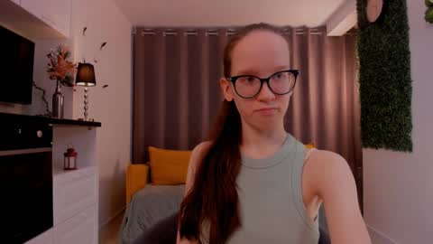 Sara online show from March 2025 04:10:01 PM