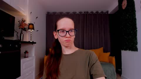 Sara online show from March 2025 04:17:02 PM