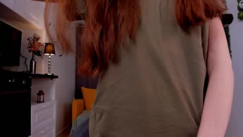 Sara online show from March 2025 07:21:02 PM