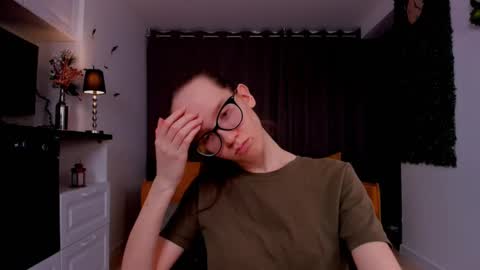 Sara online show from March 2025 10:36:02 PM