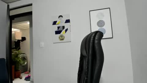 Lyonel online show from March 2025 04:02:01 PM